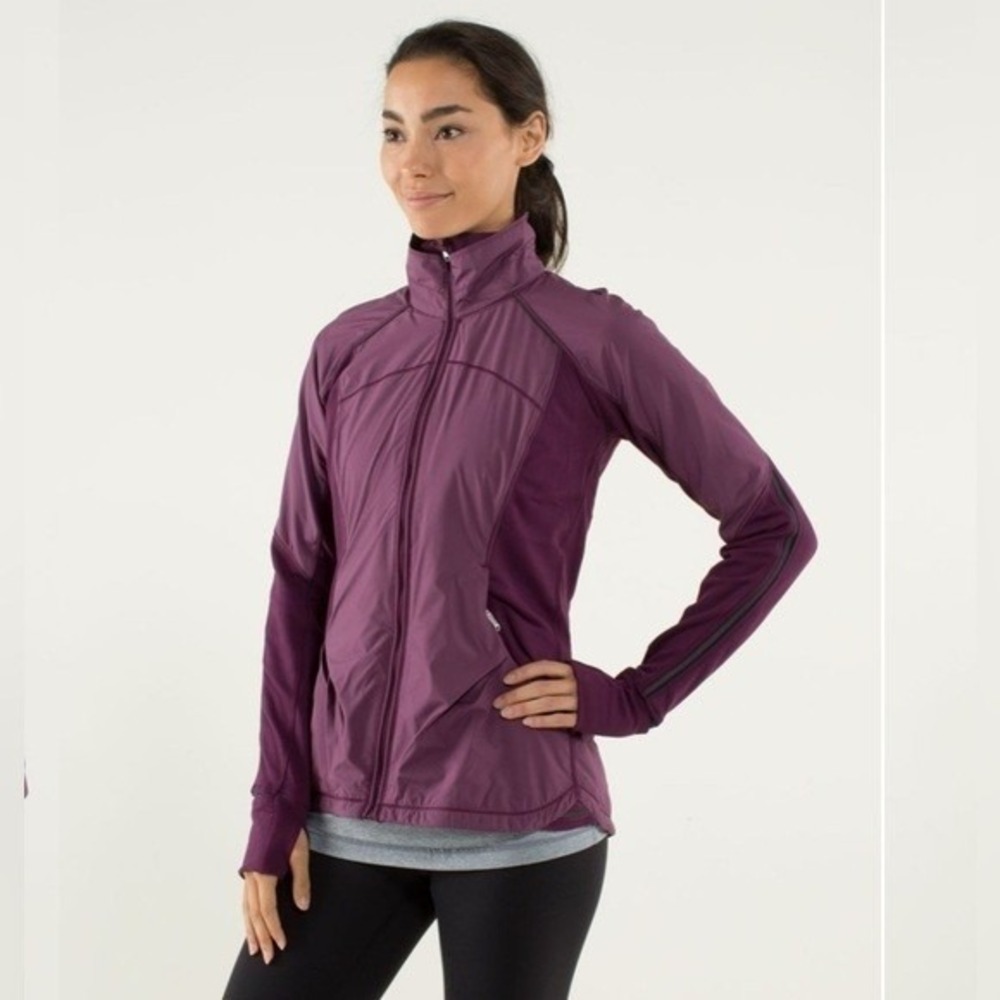 Lululemon Women's Can't Stop Jacket Hyper Stripe‎ Plum size 6 Small athleisure